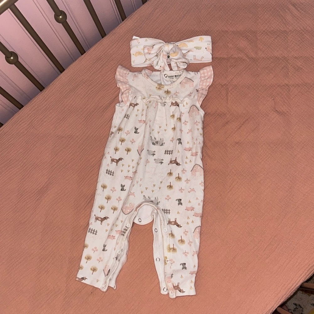 Matching outfit!